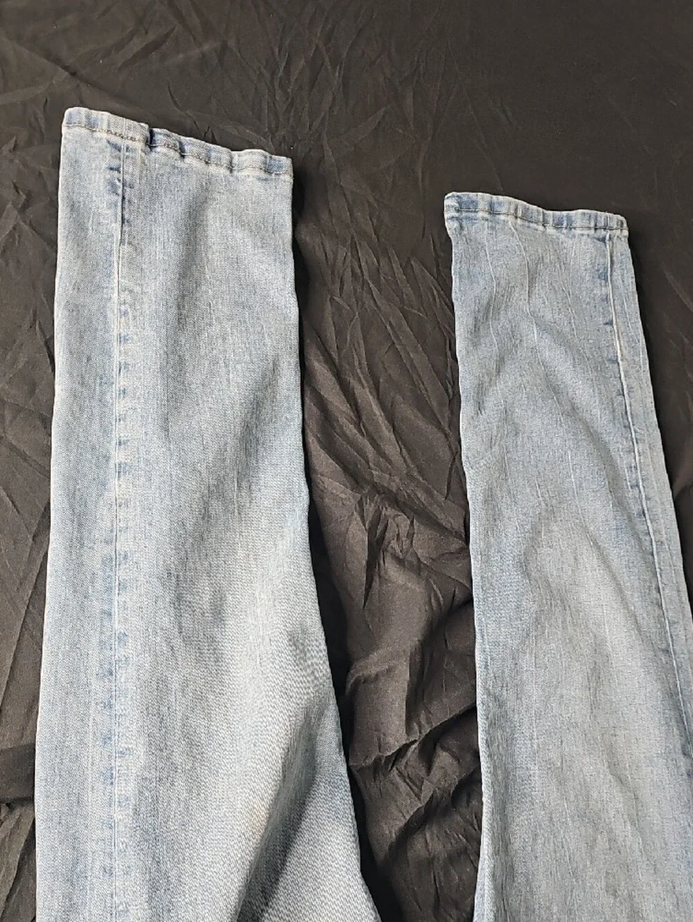 Kenneth Cole Light Wash Slim Jeans - Pale Blue Denim